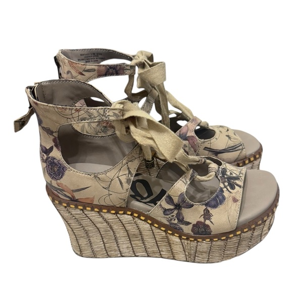 OTBT Kentucky Floral Print Leather Platform Lace Up Wedge Sandals Taupe‎ Sz 6.5 - Picture 2 of 11